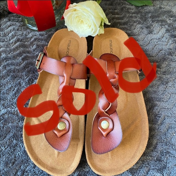 ❌SOLD❌Maurices Sandals - Picture 2 of 3